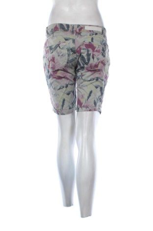 Dámské kraťasy  Rock Angel, Velikost M, Barva Vícebarevné, Cena  283,00 Kč
