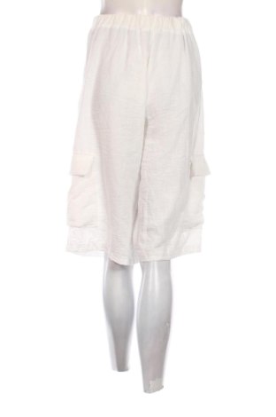 Дамски къс панталон Unbranded, Размер S, Цвят Бял, Цена 6,13 €