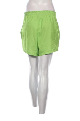 Дамски къс панталон Unbranded, Размер M, Цвят Зелен, Цена 9,78 €
