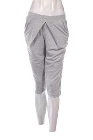 Дамски къс панталон Unbranded, Размер XL, Цвят Сив, Цена 10,00 €