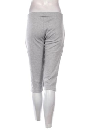 Дамски къс панталон Unbranded, Размер XL, Цвят Сив, Цена 10,00 €