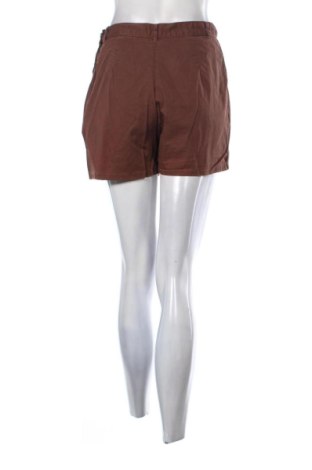 Női rövidnadrág United Colors Of Benetton, Méret M, Szín Barna, Ár 5 140 Ft