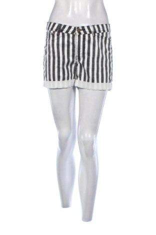 Pantaloni scurți de femei Vero Moda, Mărime M, Culoare Multicolor, Preț 52,13 Lei