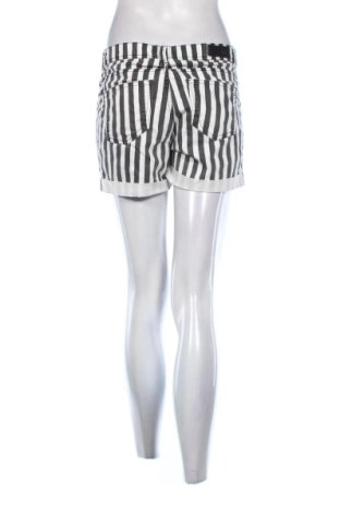 Pantaloni scurți de femei Vero Moda, Mărime M, Culoare Multicolor, Preț 52,13 Lei