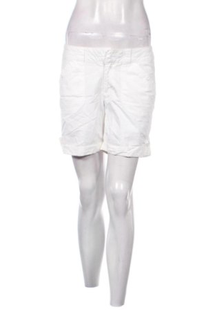 Damen Shorts Vero Moda, Größe S, Farbe Weiß, Preis 10,00 €