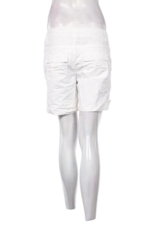 Damen Shorts Vero Moda, Größe S, Farbe Weiß, Preis 10,00 €