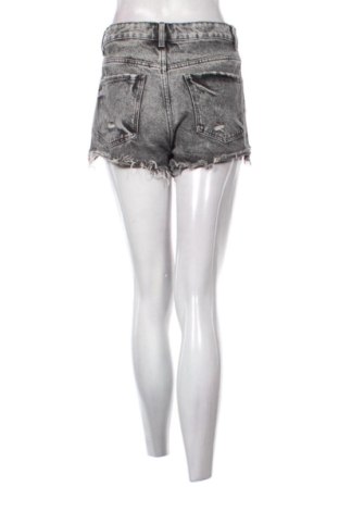 Дамски къс панталон Zara, Размер S, Цвят Сив, Цена 8,19 €