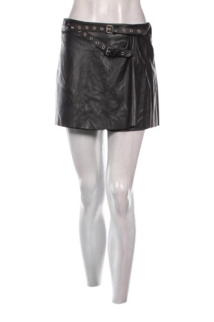 Damskie szorty Zara, Rozmiar S, Kolor Czarny, Cena 54,48 zł