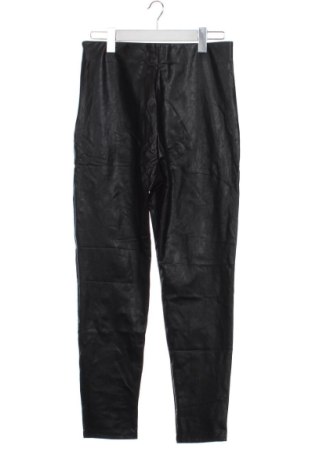 Дамски клин Stradivarius, Размер M, Цвят Черен, Цена 16,36 €