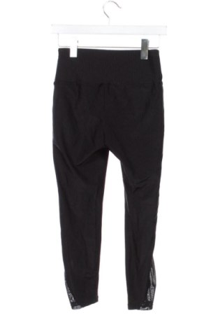 Дамски клин Urban Classics, Размер XS, Цвят Черен, Цена 10,00 €