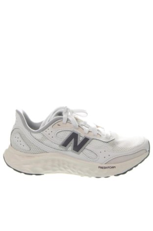 Дамски обувки New Balance, Размер 40, Цвят Бял, Цена 104,81 €
