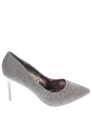 Дамски обувки Unbranded, Размер 40, Цвят Сребрист, Цена 26,00 €