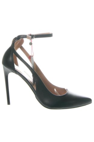 Obuwie damskie Wojas, Rozmiar 41, Kolor Czarny, Cena 385,81 zł