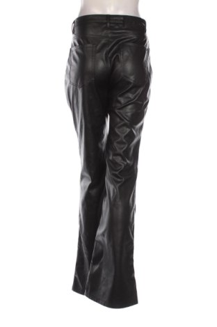 Дамски панталон Bershka, Размер M, Цвят Черен, Цена 27,68 €