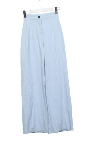 Damskie spodnie Bershka, Rozmiar XXS, Kolor Niebieski, Cena 129,99 zł