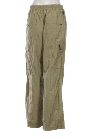 Damenhose Bershka, Größe S, Farbe Grün, Preis € 14,77