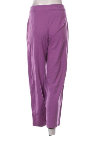 Дамски панталон Bershka, Размер S, Цвят Лилав, Цена 15,33 €