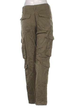 Damskie spodnie Bershka, Rozmiar S, Kolor Zielony, Cena 78,99 zł