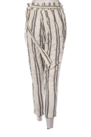 Дамски панталон Bershka, Размер L, Цвят Многоцветен, Цена 15,33 €