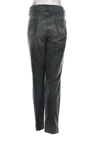 Dámské kalhoty  Brax, Velikost XXL, Barva Šedá, Cena  907,00 Kč