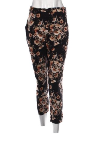 Γυναικείο παντελόνι H&M, Μέγεθος XL, Χρώμα Πολύχρωμο, Τιμή 15,00 €