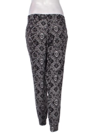 Pantaloni de femei H&M Divided, Mărime XL, Culoare Multicolor, Preț 78,20 Lei