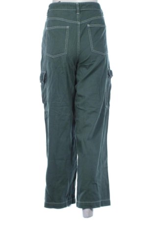 Дамски панталон H&M Divided, Размер M, Цвят Зелен, Цена 15,00 €