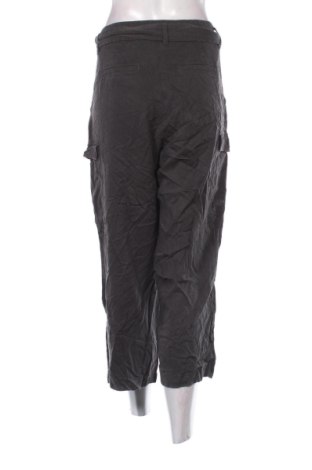 Dámske nohavice H&M L.O.G.G., Veľkosť L, Farba Sivá, Cena  17,95 €