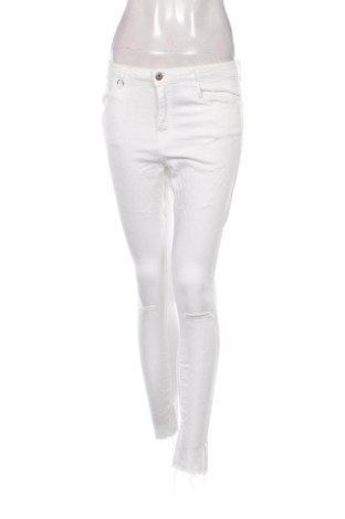 Γυναικείο παντελόνι Jennyfer, Μέγεθος S, Χρώμα Λευκό, Τιμή 17,99 €