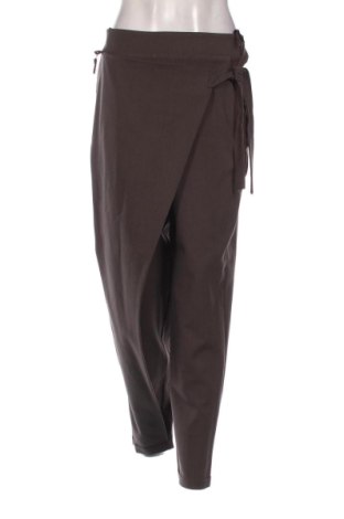 Дамски панталон Ladybird, Размер M, Цвят Многоцветен, Цена 27,81 €