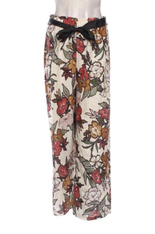 Damenhose NEW COLLECTION, Größe XXL, Farbe Mehrfarbig, Preis € 27,99