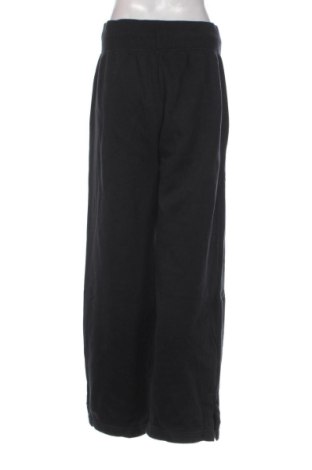 Dámské kalhoty  Nike, Velikost M, Barva Černá, Cena  1 899,00 Kč