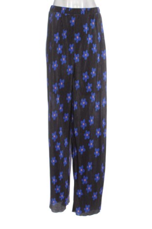 Dámske nohavice Pieces, Veľkosť XXL, Farba Viacfarebná, Cena  16,95 €