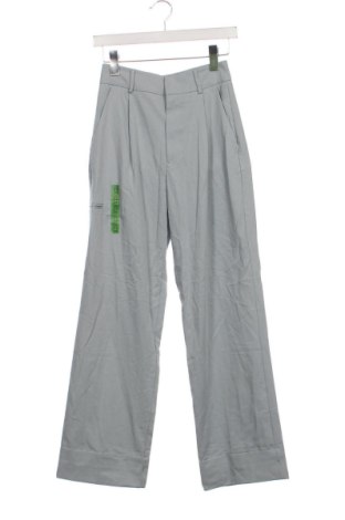 Дамски панталон Pull&Bear, Размер XS, Цвят Сив, Цена 24,03 €