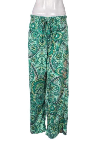 Дамски панталон SHEIN, Размер M, Цвят Многоцветен, Цена 15,00 €