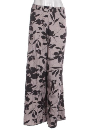 Дамски панталон SHEIN, Размер 3XL, Цвят Многоцветен, Цена 15,33 €