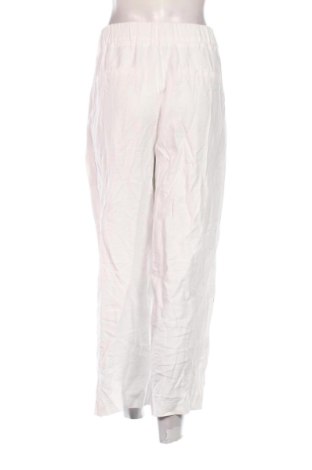 Дамски панталон Stradivarius, Размер M, Цвят Бял, Цена 8,18 €