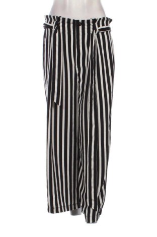 Дамски панталон Stradivarius, Размер L, Цвят Многоцветен, Цена 15,33 €