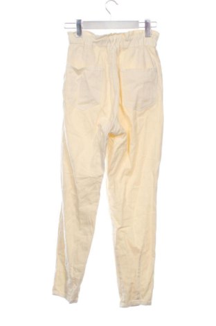 Dámske nohavice Stradivarius, Veľkosť S, Farba Žltá, Cena  17,95 €