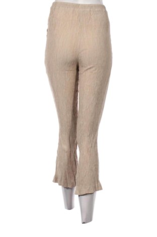 Γυναικείο παντελόνι Stradivarius, Μέγεθος M, Χρώμα  Μπέζ, Τιμή 17,99 €
