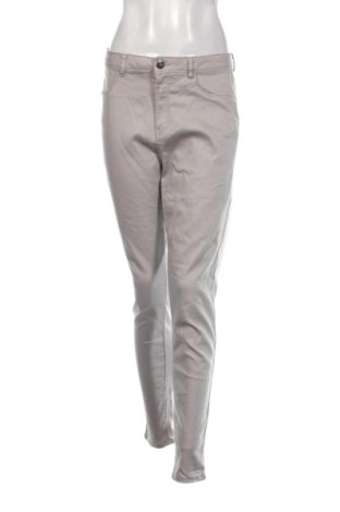 Дамски панталон Terranova, Размер M, Цвят Сив, Цена 15,33 €
