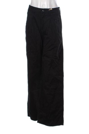 Damskie spodnie Urban Classics, Rozmiar M, Kolor Czarny, Cena 207,99 zł