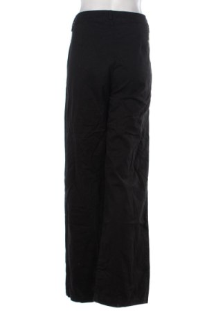 Damskie spodnie Urban Classics, Rozmiar M, Kolor Czarny, Cena 207,99 zł