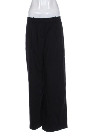 Dámské kalhoty  Weekday, Velikost M, Barva Černá, Cena  1 429,00 Kč