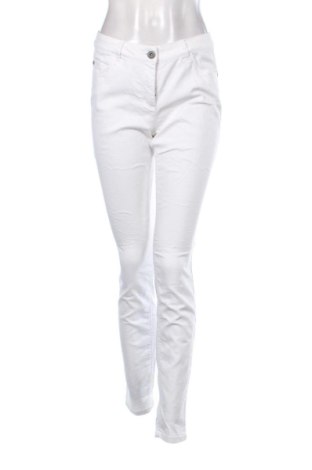 Damenhose Yest, Größe M, Farbe Weiß, Preis 27,99 €