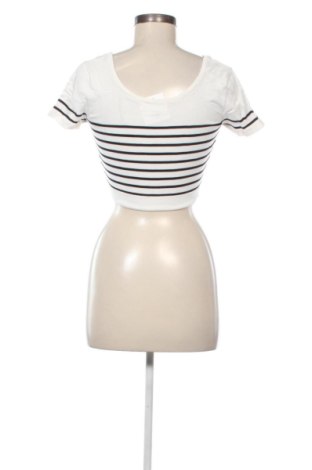 Дамски пуловер Pull&Bear, Размер M, Цвят Многоцветен, Цена 6,13 €