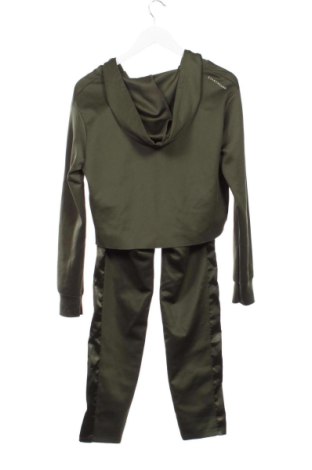 Дамски спортен екип Bershka, Размер XS, Цвят Зелен, Цена 35,00 €