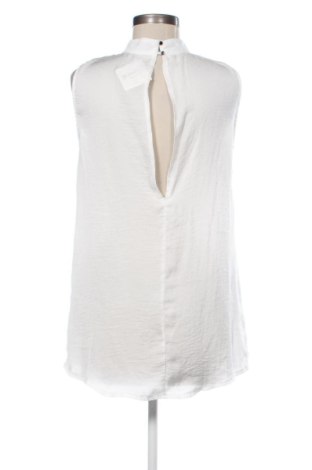 Damentop Sisters Point, Größe M, Farbe Weiß, Preis € 14,00