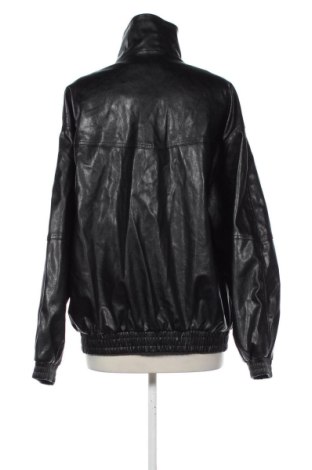 Дамско кожено яке Bershka, Размер M, Цвят Черен, Цена 30,16 €