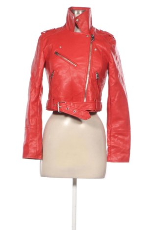 Γυναικείο δερμάτινο μπουφάν Pull&Bear, Μέγεθος S, Χρώμα Κόκκινο, Τιμή 56,99 €